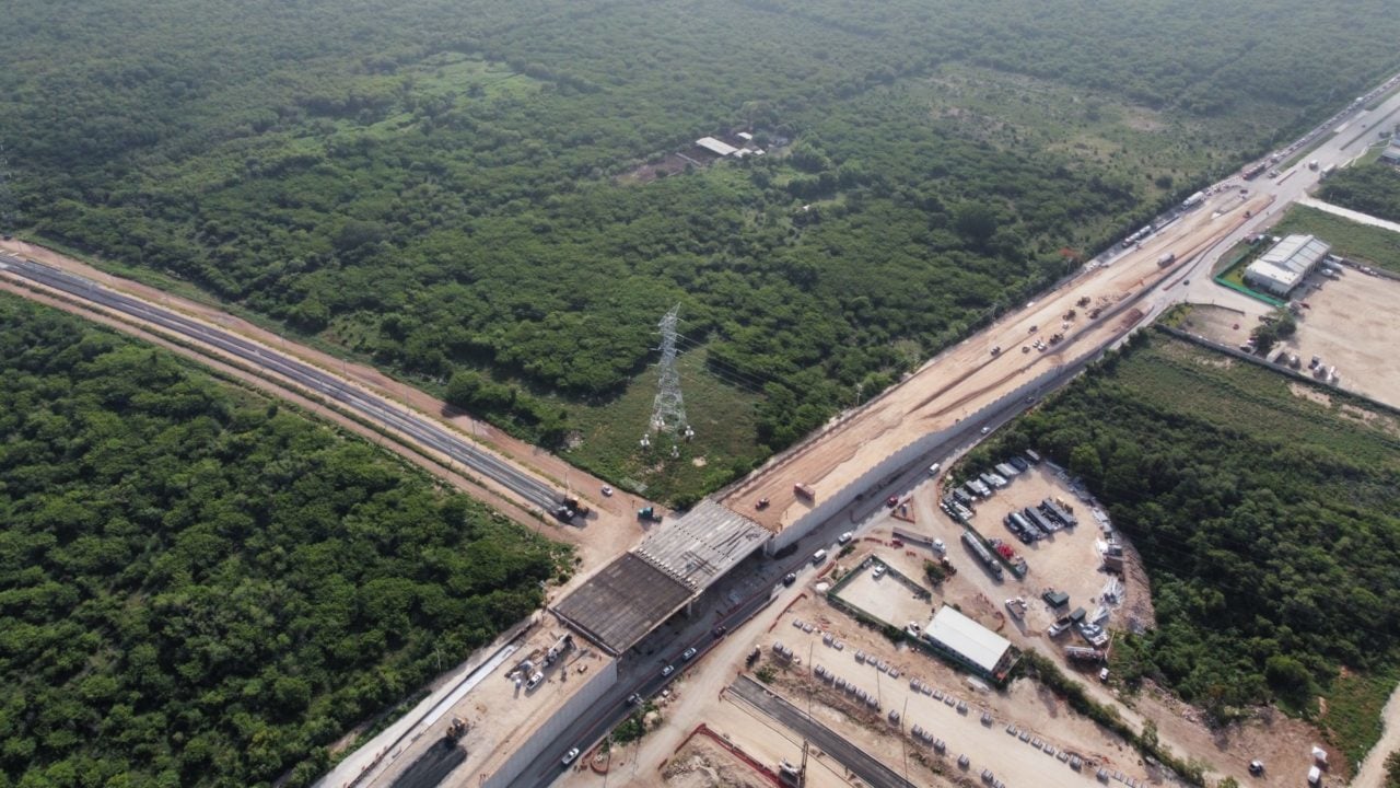 Retrasos en reparación de carreteras del Tren Maya en Quintana Roo