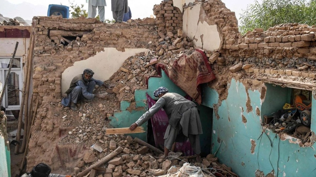 Terremoto de 6,3 en Afganistán causa más de 20 muertos