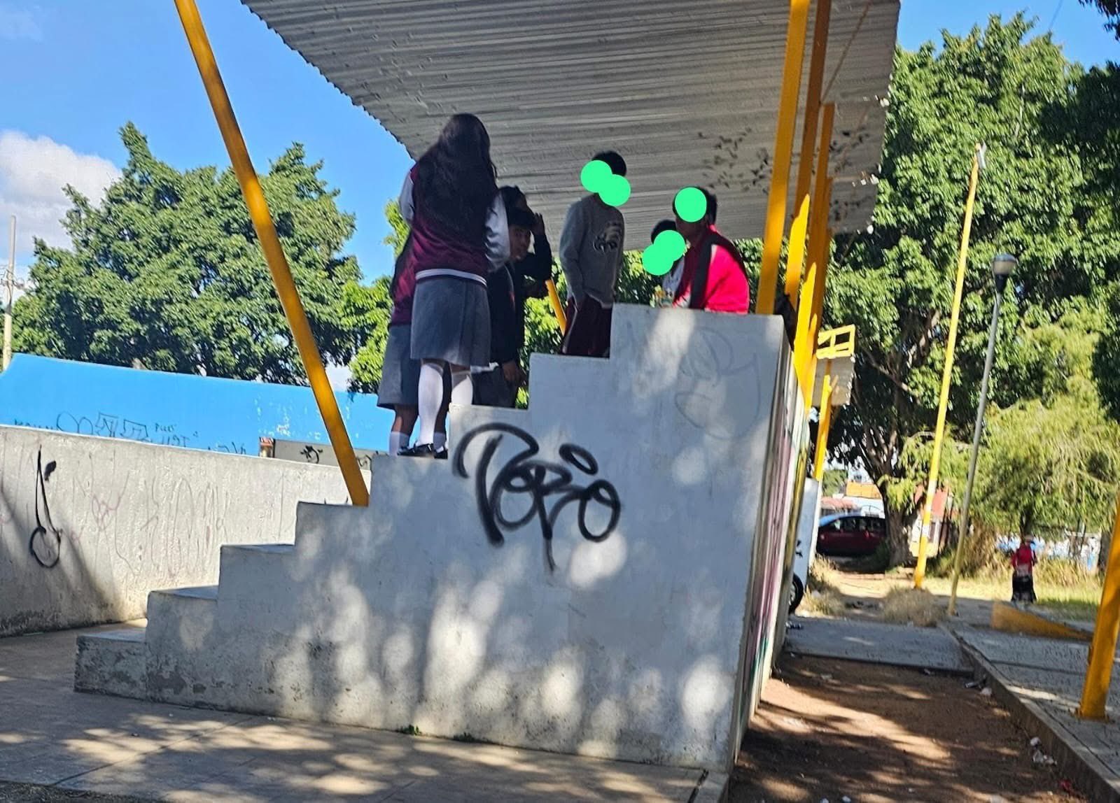 Alumnos del CBTis de Oaxaca captados usando sustancias