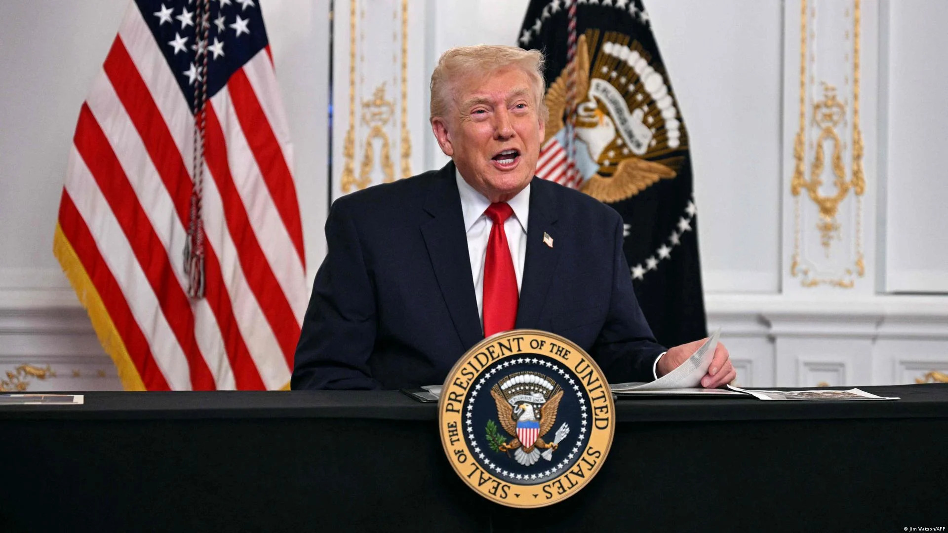 Trump Reitera Amenaza de Ataques Terrestres Contra Narcotraficantes en América Latina