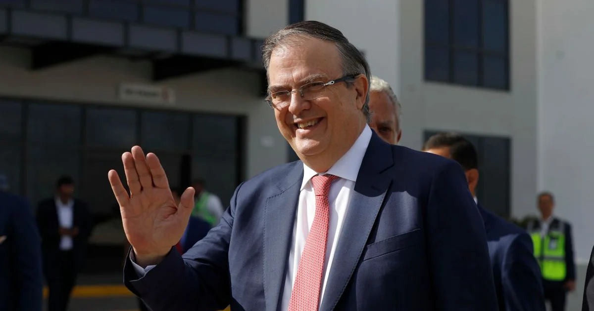 Ebrard defiende aranceles a autos asiáticos: 'produzcan aquí'