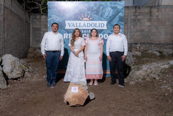 Yucatán coloca primera piedra de Sala Azul para autismo