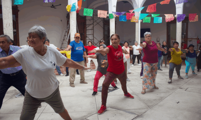 Isstey realiza jornada de salud integral para jubilados