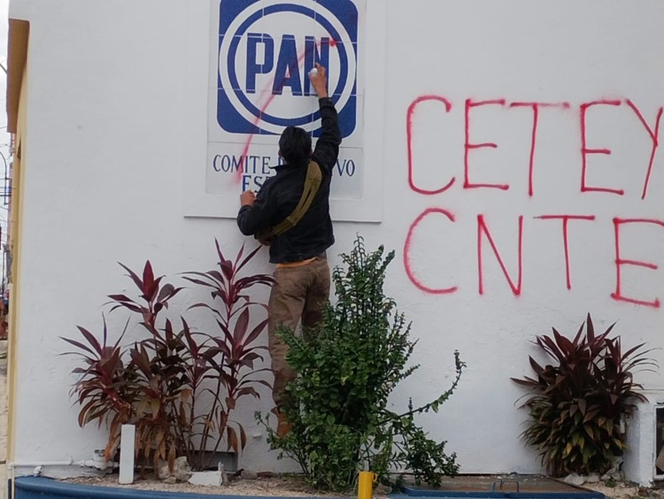 CNTE en Mérida: Pintas y tensión por abrogación de Ley del ISSSTE