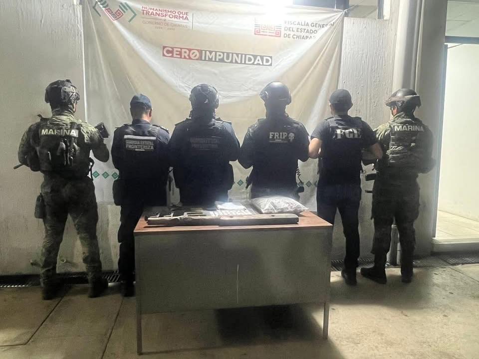 Operativo en Tuxtla Chico: Aseguran Narcóticos y Armamento