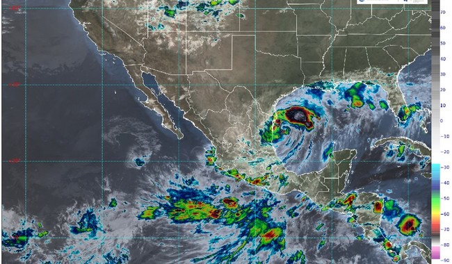 México refuerza acciones ante tormenta tropical Raymond
