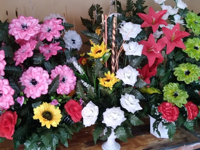 Floristas de Tabasco pierden 40% de ventas por flores artificiales