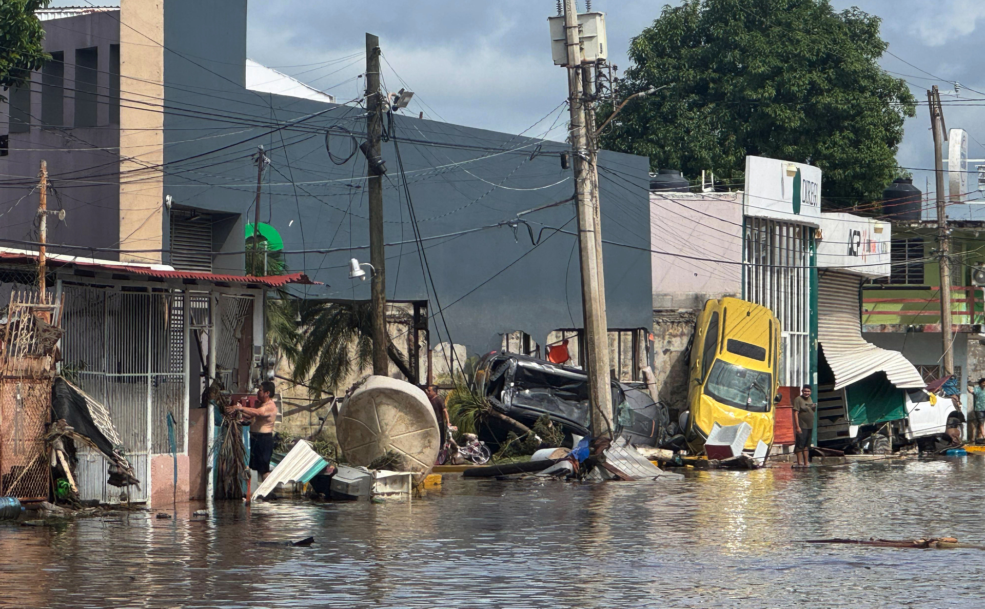 Fuertes lluvias causan 41 muertos en cinco estados de México